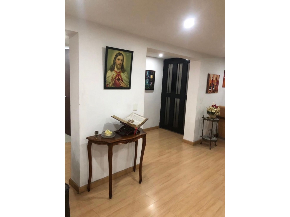 SE VENDE CASA EN EL BARRIO LAS MARGARITAS. A — foto 3
