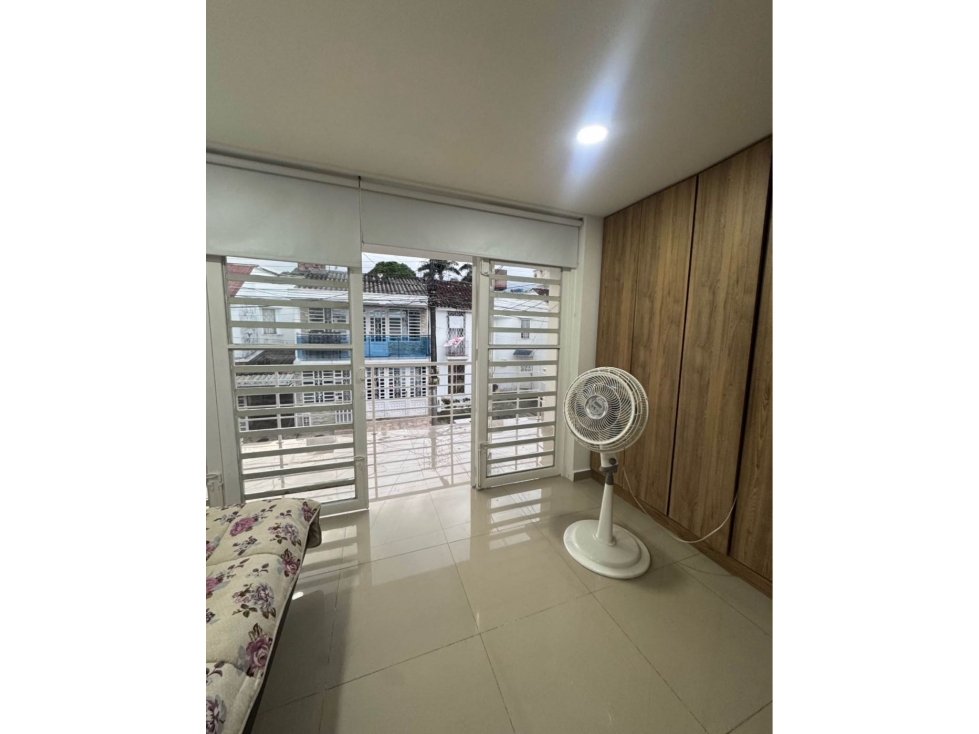 Se vende casa en el barrio macunaima — foto 6