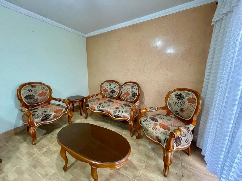SE VENDE CASA EN EL CENTRO OCCIDENTE - CERCA A LA AVENIDA 19 — foto 2
