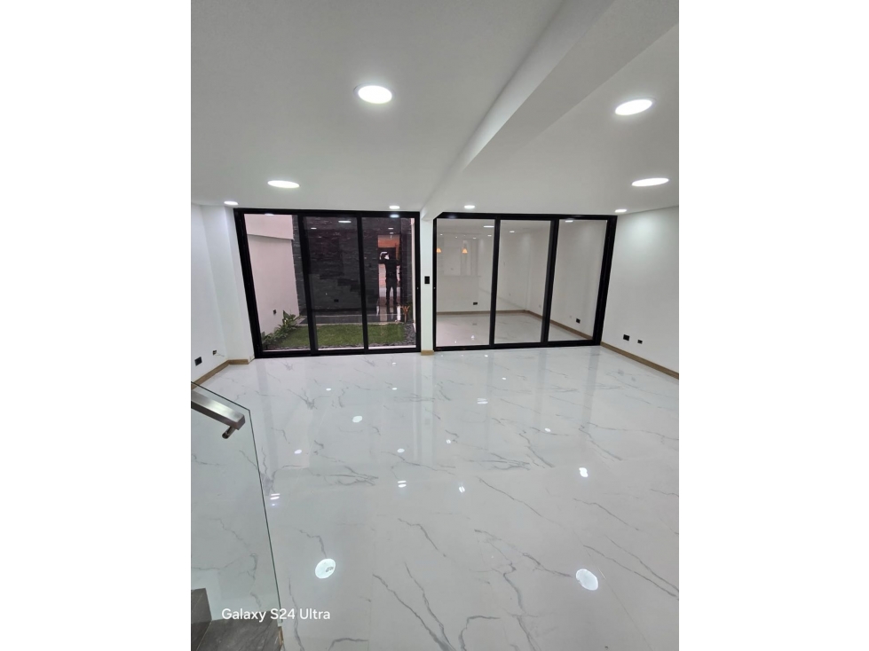 SE VENDE CASA EN EL INGENIO CV