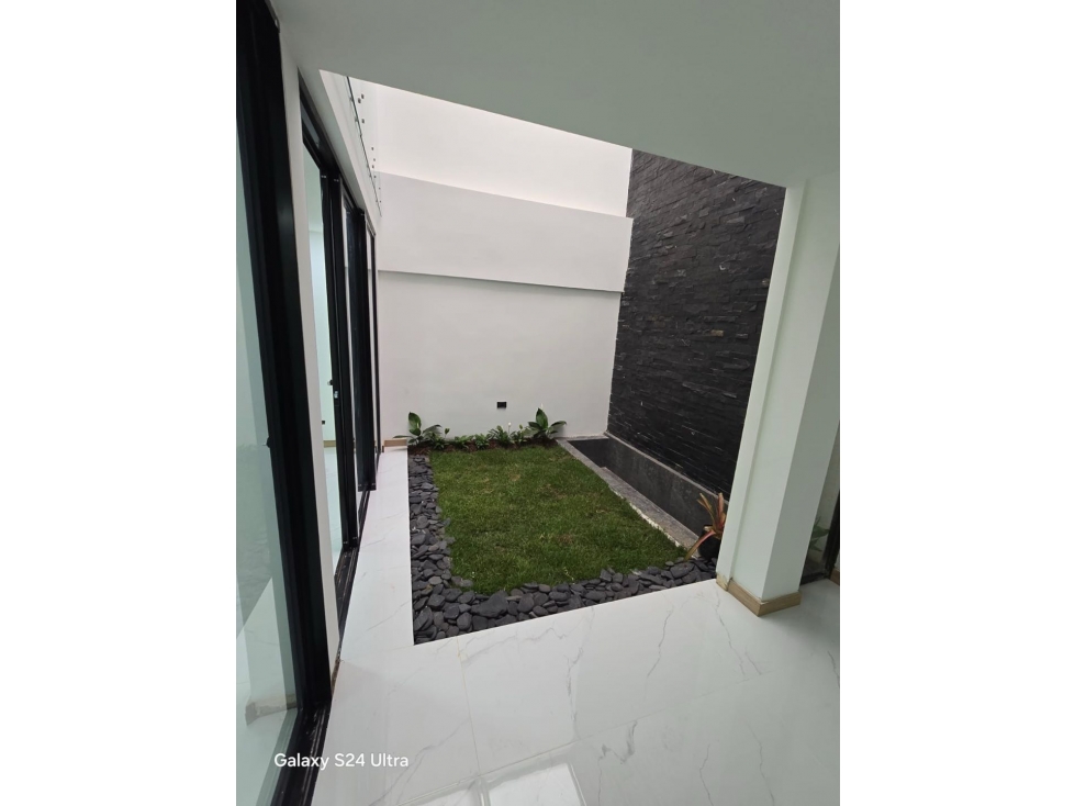 SE VENDE CASA EN EL INGENIO CV — foto 2