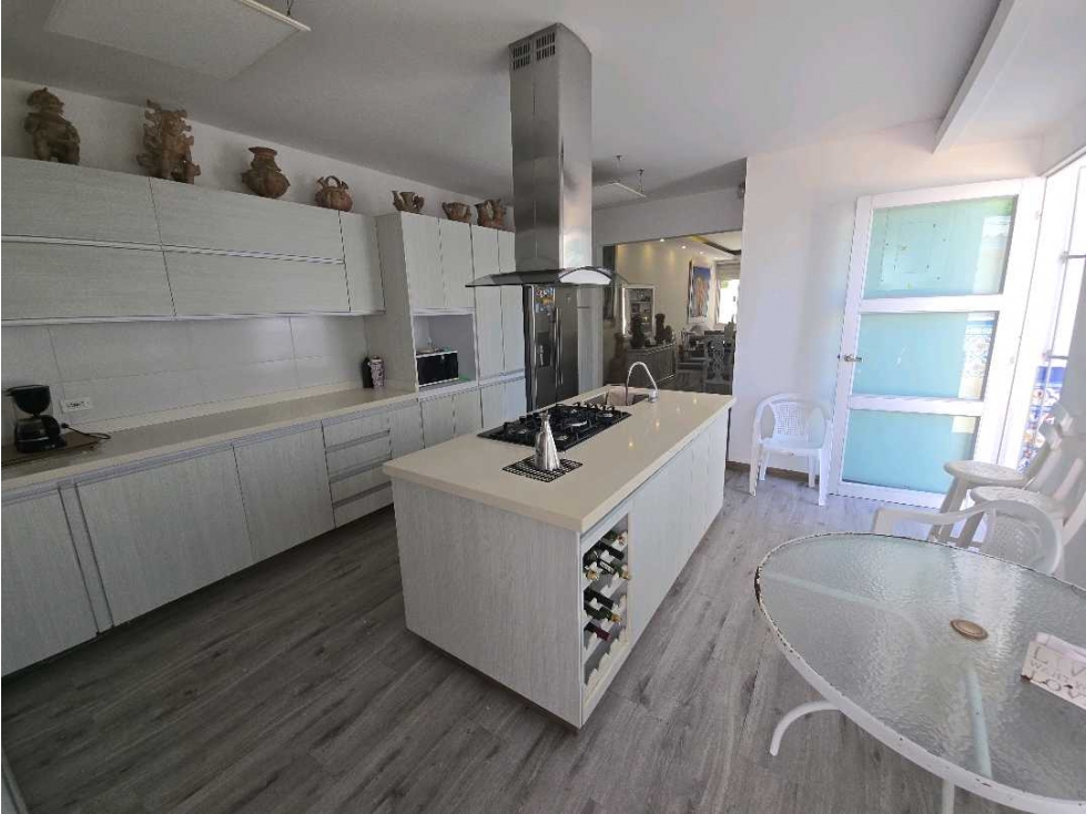 Arriendo casa amplia y remodelada en el Jardin, Santa Marta
