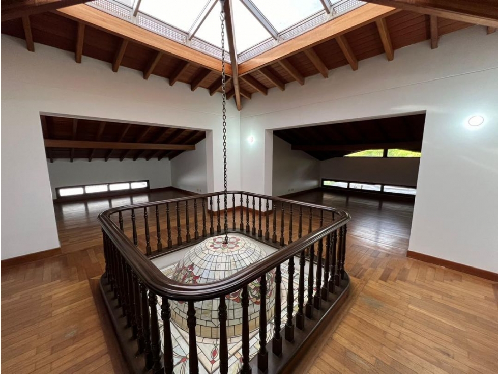 Se vende casa en el poblado por el tesoro Medellín — foto 4