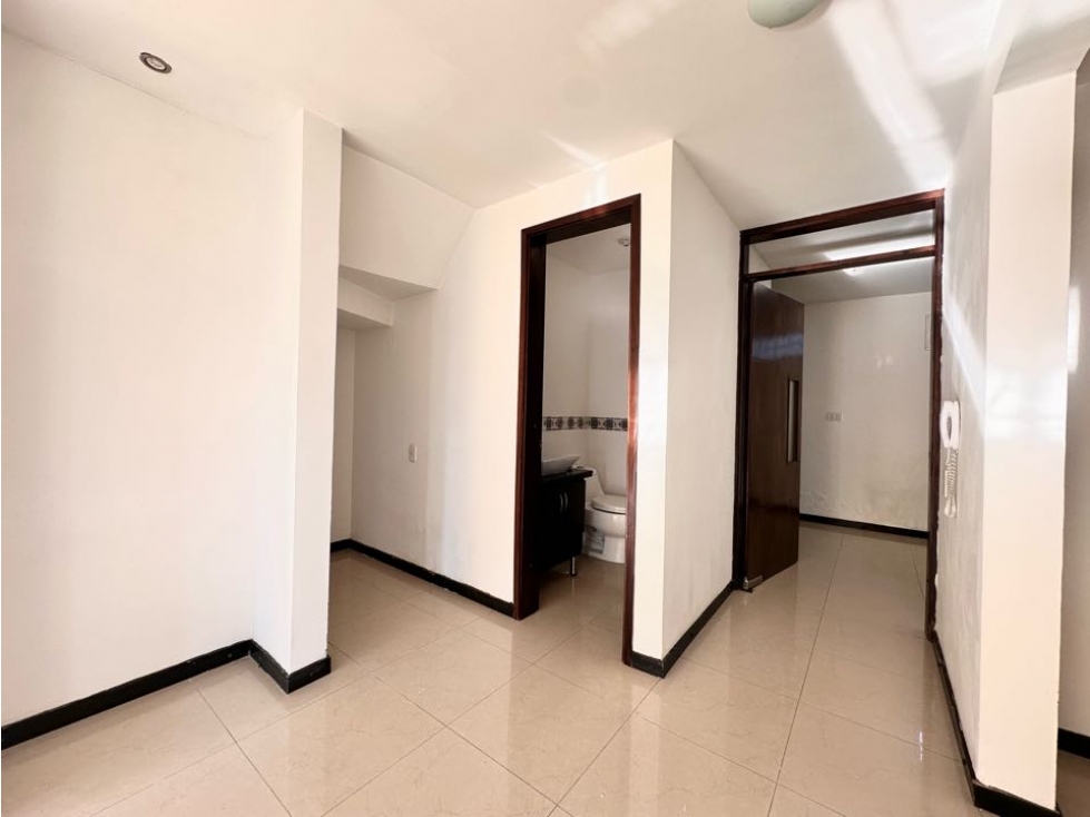 Se Vende Casa en el Norte de Coinca Armenia con dos Parqueaderos — foto 5
