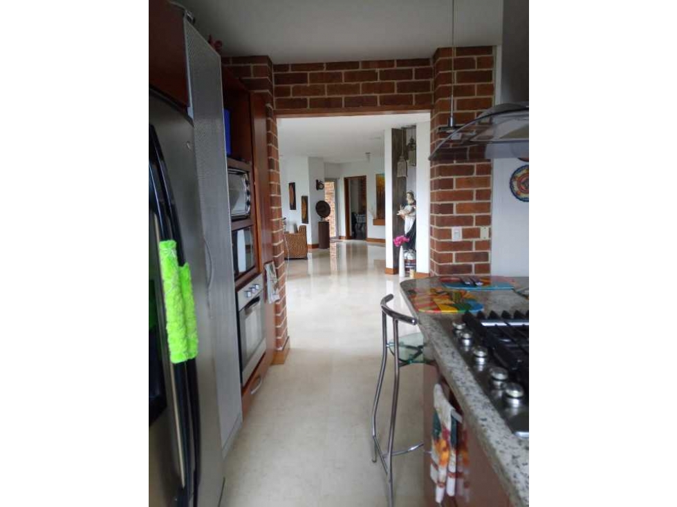 SE VENDE CASA CAMPESTRE EN LOMA DEL ESCOBERO (PARTE INTERMEDIA ) — foto 4