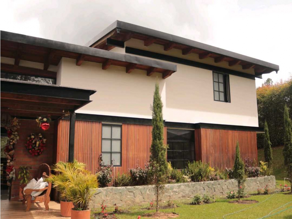 Se vende casa en Envigado en la loma del Escobero — foto 4