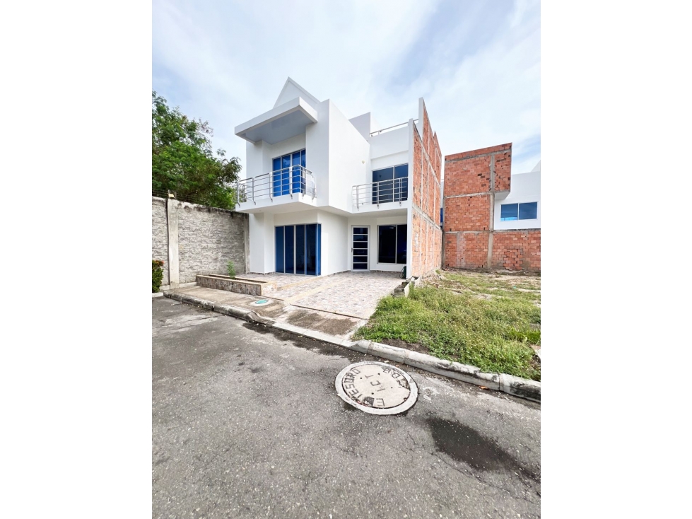 SE VENDE CASA EN GIRARDOT