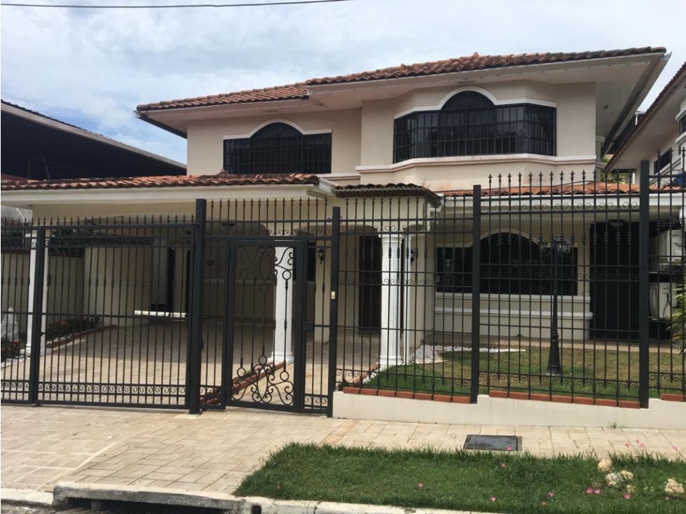 Se vende casa en Hato Pintado
