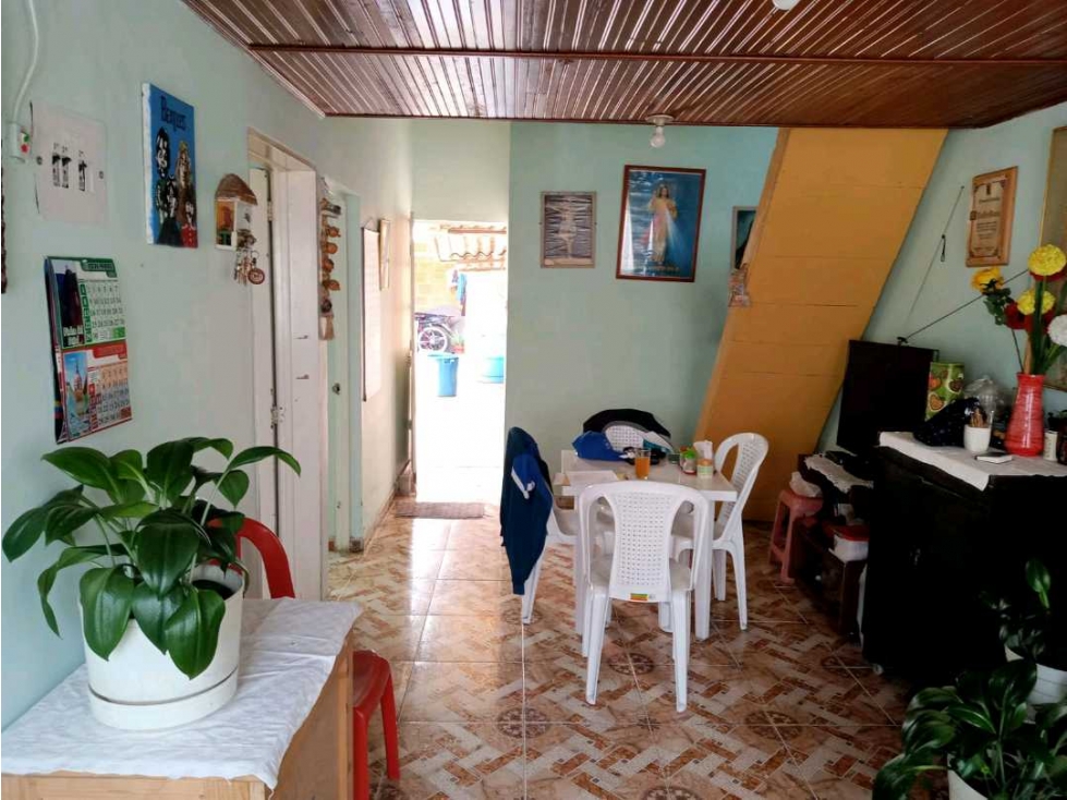 VENDO CASA LOTE EN KENNEDY CENTRAL BTA PARA NUEVA CONSTRUCCION — foto 4