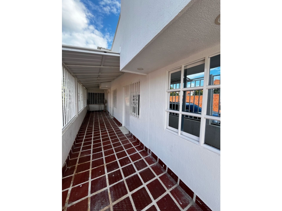 Se vende casa en la alborada