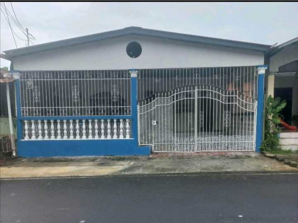 Se vende Casa en la Arboleda del Golf San Miguelito