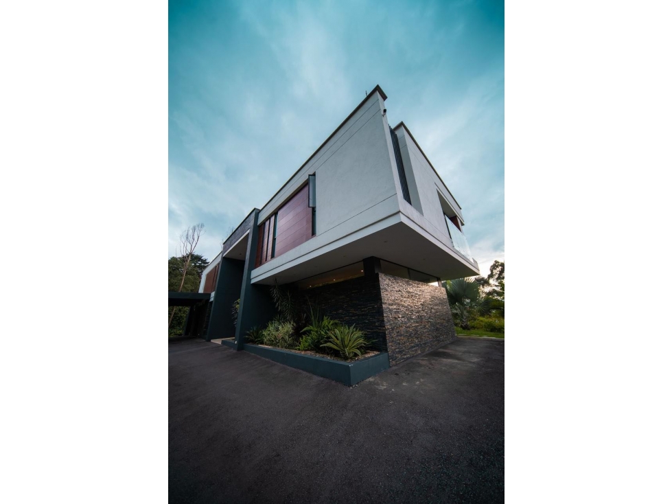 Se vende casa en la calera el poblado medellin — foto 2