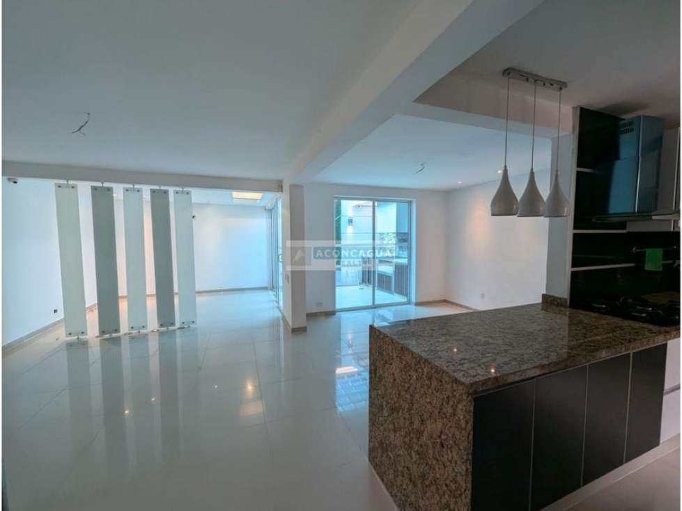 Se vende casa en la Castellana