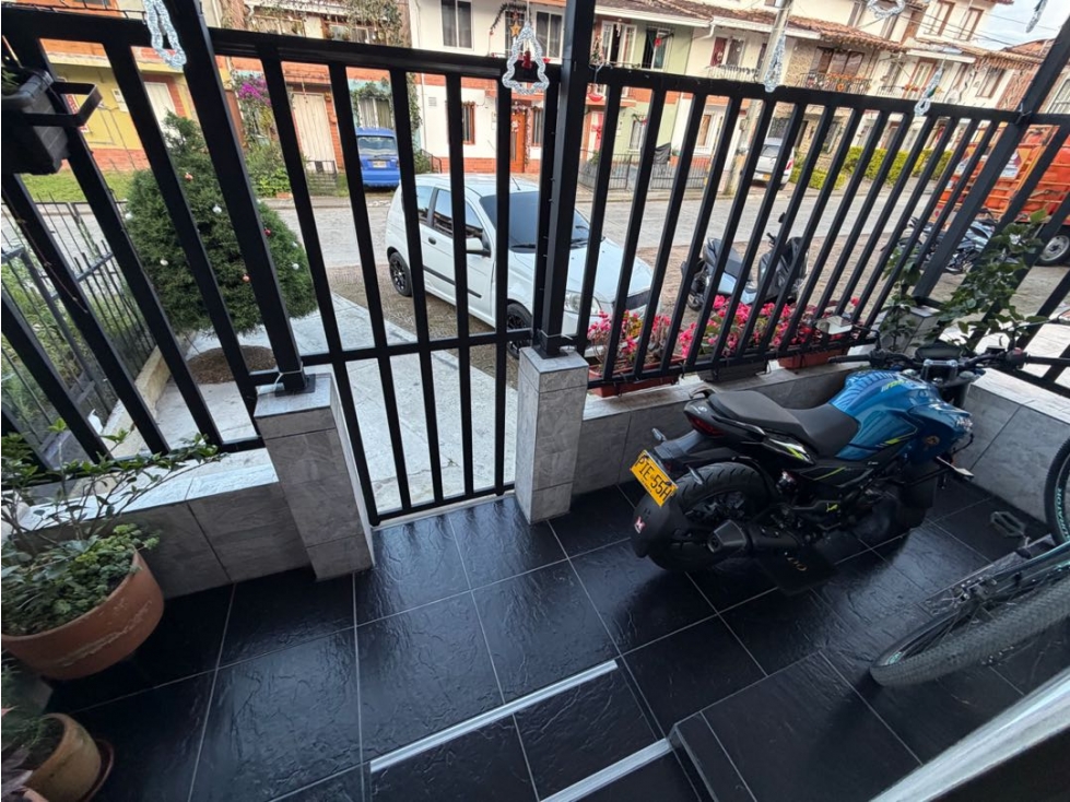 SE VENDE CASA EN LA CEJA BARRIO LA ALDEA CON 4 HABITACIONES EXCELENTE — foto 3