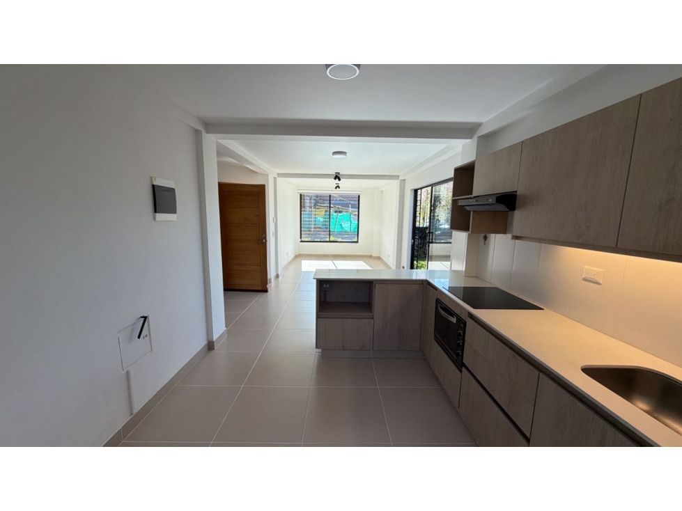 SE VENDE CASA EN LA CEJA ESQUINERA CON ZONA VERDE UNIDAD JARDINES DE L — foto 3