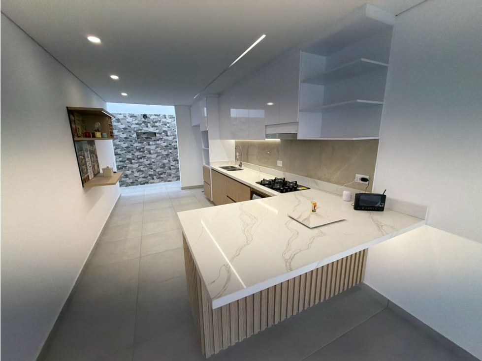 SE VENDE CASA EN LA CEJA PARA ESTRENAR EN JARDINES DE LA COLOMBIER(RI) — foto 3
