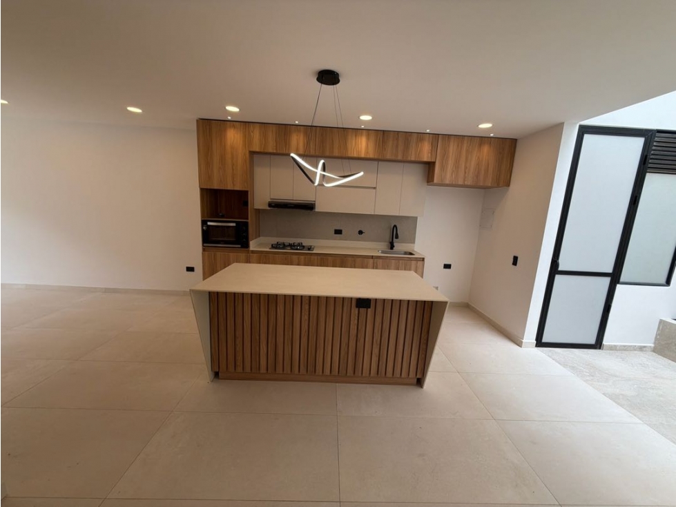 SE VENDE CASA EN LA CEJA PARA ESTRENAR UNIDAD CERRADA AGUA DEL VALLÉS