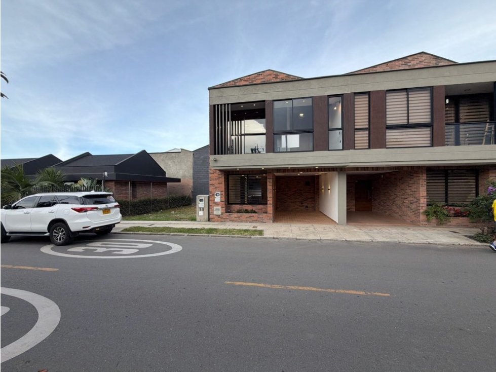 SE VENDE CASA EN LA CEJA PARA ESTRENAR UNIDAD ABIERTA AGUA DEL VALLÉS — foto 6