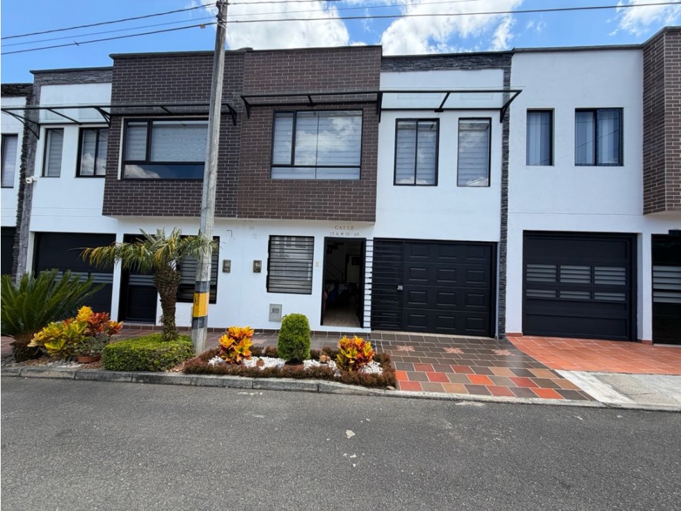 SE VENDE CASA EN LA CEJA SECTOR VIVA UNIDAD ABIERTA LLANOS DE OFIR