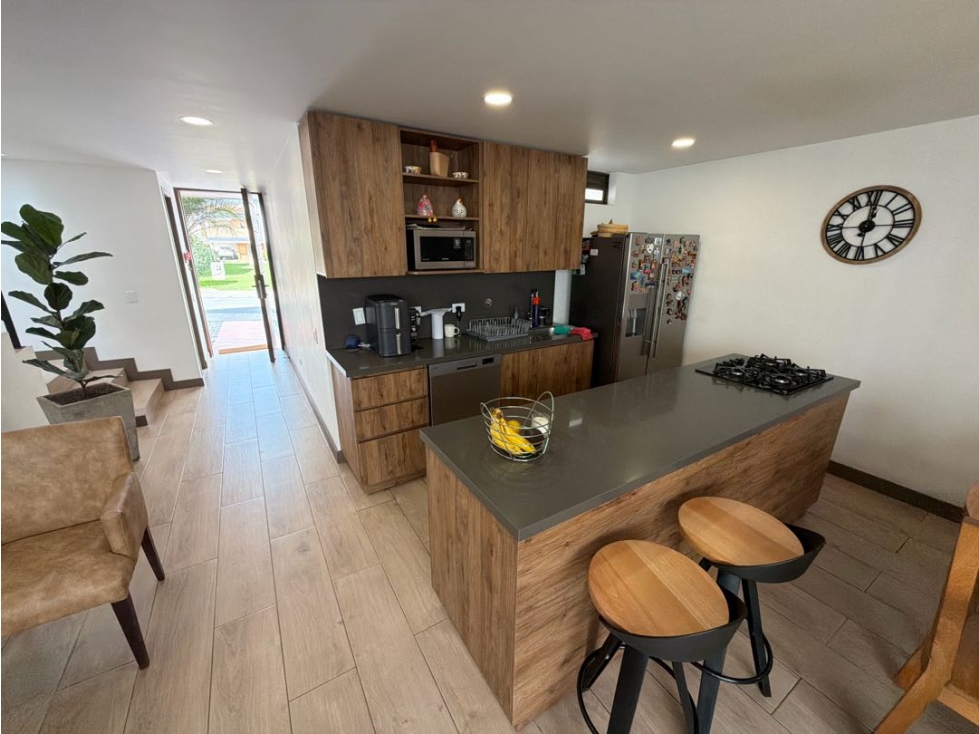 SE VENDE CASA EN LA CEJA UNIDAD CERRADA AGUA FRESCA HABITACIÓN 1er pis — foto 5