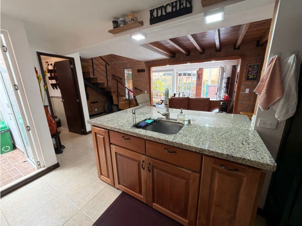 SE VENDE CASA EN LA CEJA UNIDAD CERRADA NUEVA ESCOCIA BUENOS ESPACIOS — foto 6