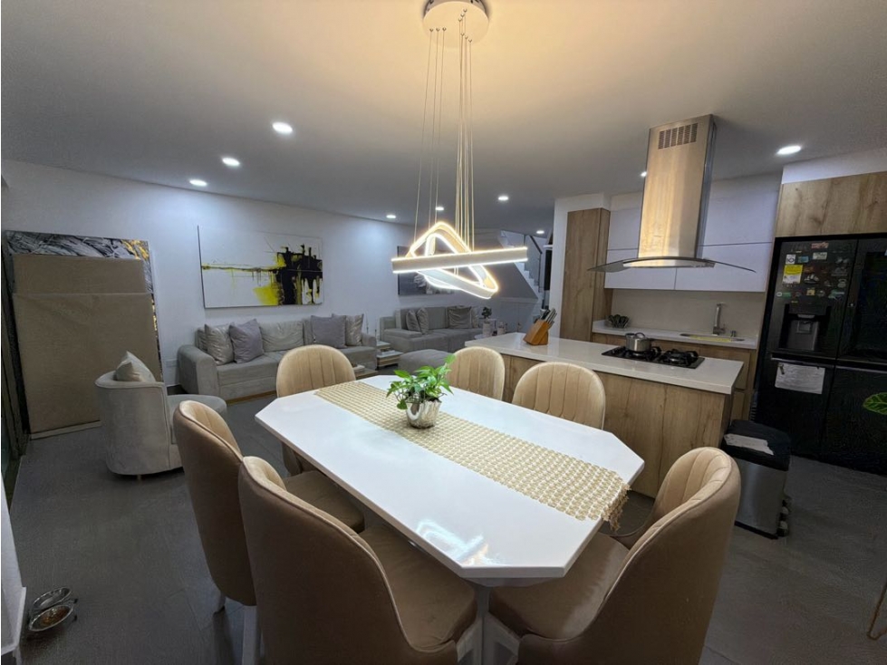 SE VENDE CASA EN LA CEJA UNIDAD CERRADA AGUA FRESCA 4 HABITACIONES — foto 3