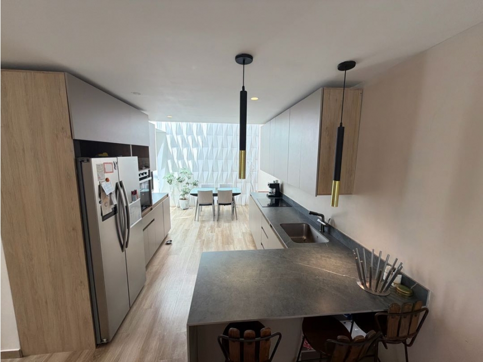 SE VENDE CASA EN LA CEJA UNIDAD CERRADA AGUA FRESCA 4 HABITAC CON BAÑO — foto 3