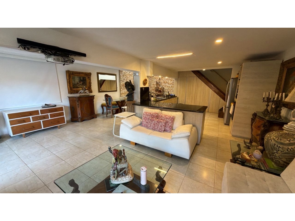 SE VENDE CASA EN LA CEJA UNIDAD ABIERTA PINOLINDA CERCA AL@VIVA