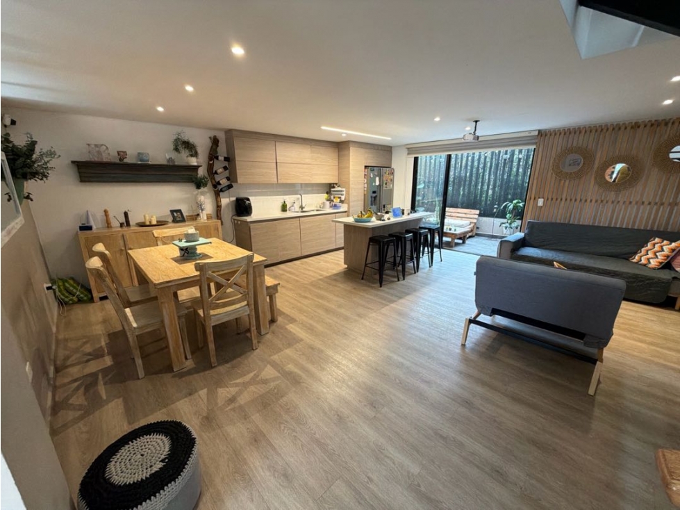 SE VENDE CASA EN LA CEJA UNIDAD CERRADA CIUDAD JARDÍN ESQUINERA — foto 2