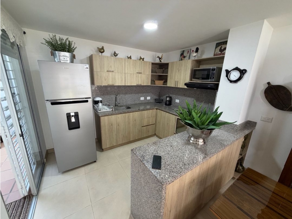 SE VENDE CASA EN LA CEJA UNIDAD ABIERTA MADEIRA EXCELENTE PRECIO $610 — foto 3