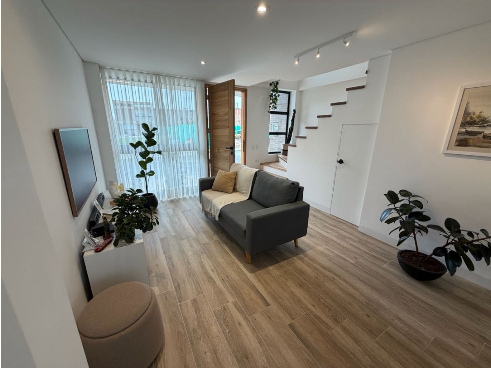 SE VENDE CASA EN LA CEJA UNIDAD CERRADA CON ENERGIA SOLA PISCINA CANCH — foto 6