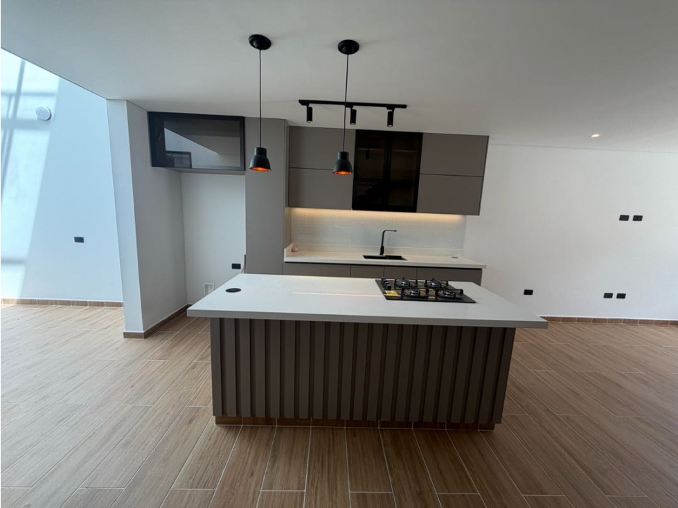 Se vende casa en la ceja, unidad abierta, bosques del tambo, estrenar — foto 2