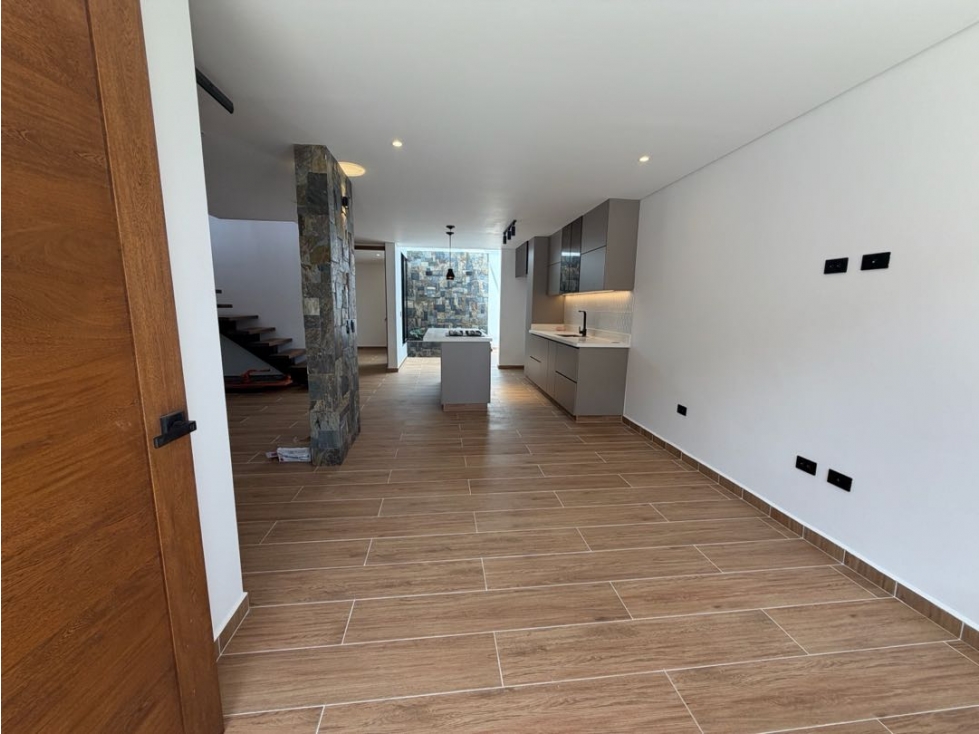 Se vende casa en la ceja, unidad abierta, bosques del tambo, estrenar — foto 3
