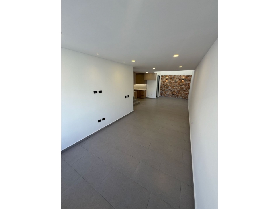 SE VENDE CASA EN LA CEJA, UNIDAD CERRADA, AGUA DEL VALLÉS PARA ESTRENA — foto 3