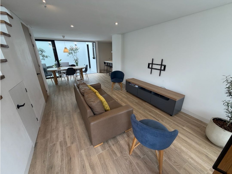 SE VENDE CASA EN LA CEJA UNIDAD CITADELA CON 2 PARQUADEROS — foto 4