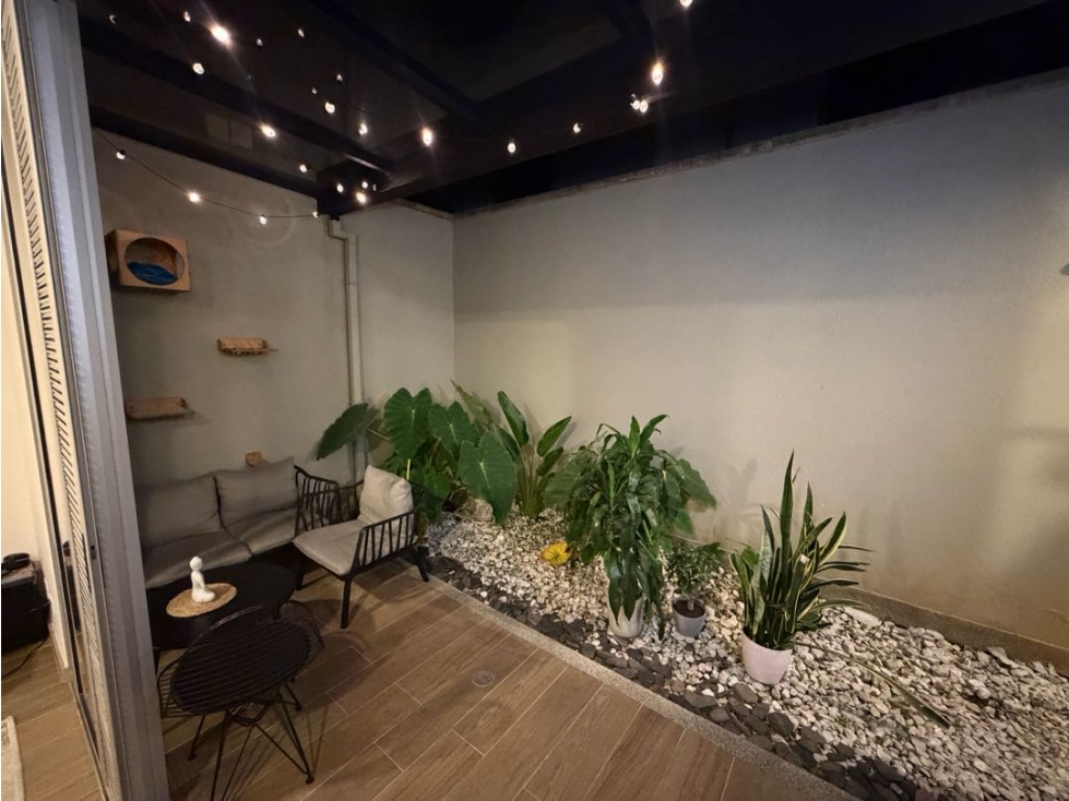 Se vende casa en la Ceja unidad cerrada antigua 700 millones