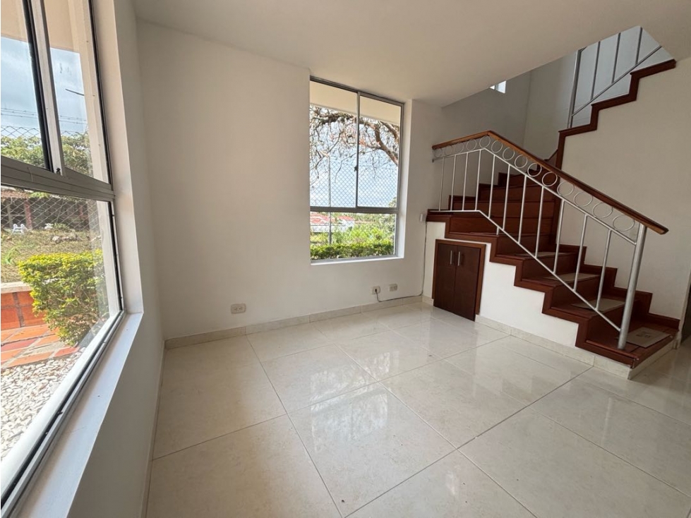 SE VENDE CASA EN LA CENTENARIO - 4