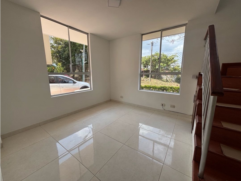 SE VENDE CASA EN LA CENTENARIO - 5