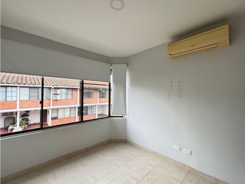 Se vende casa en La Flora, condominio — foto 6