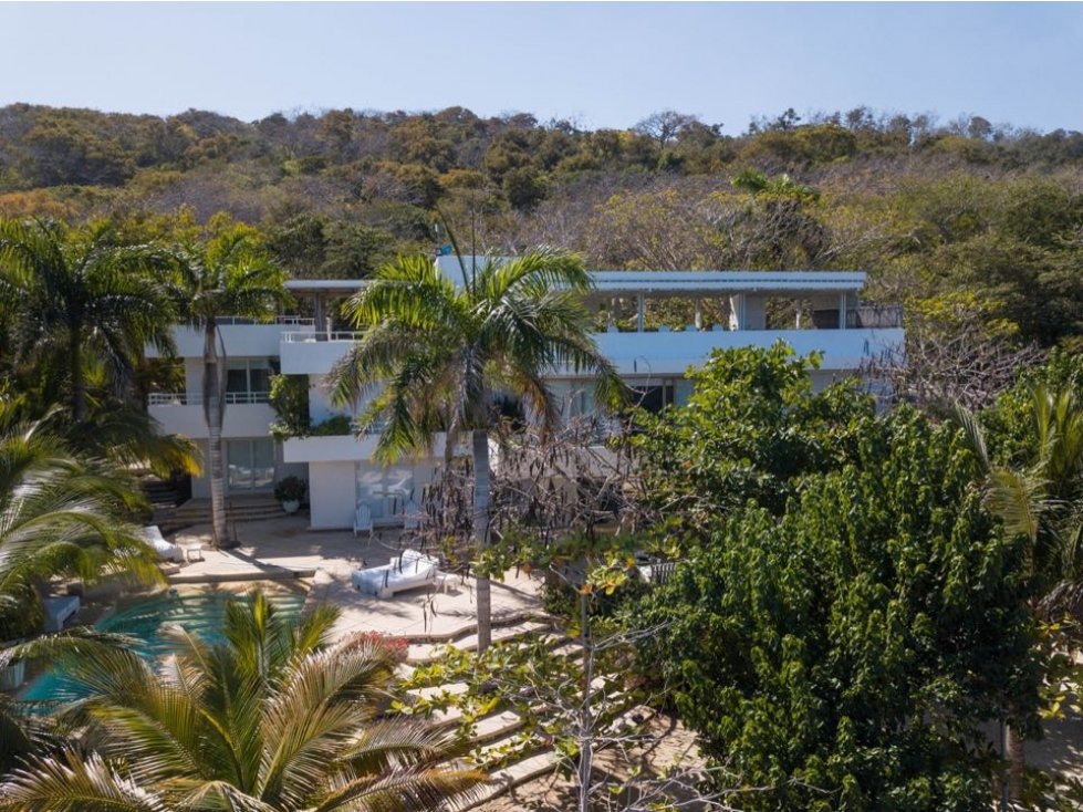 SE VENDE CASA DE PLAYA, BARÚ , CHOLÓN, TERRENO 2 HECTÁREAS - 2