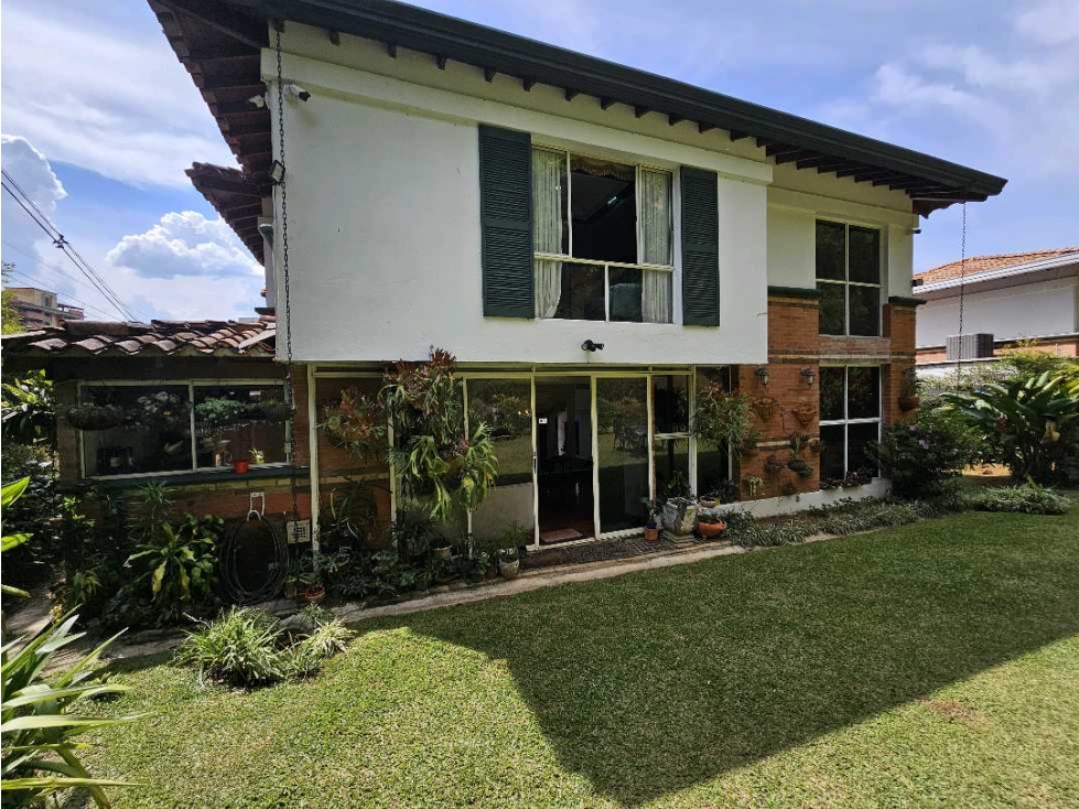 Se vende casa en la Loma de los Gonzalez, Poblado — foto 3