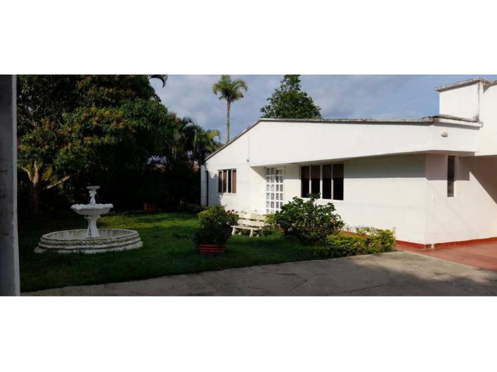 SE VENDE CASA EN LA MORADA MM