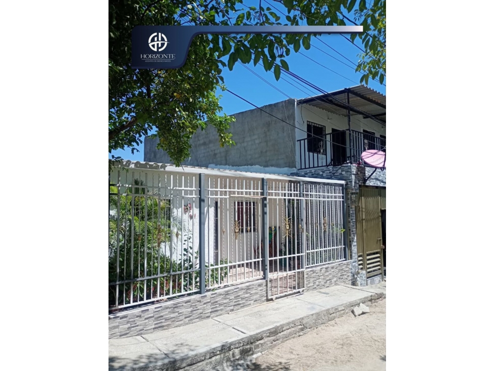 SE VENDE CASA EN LA ROSALIA SECTOR CISNE