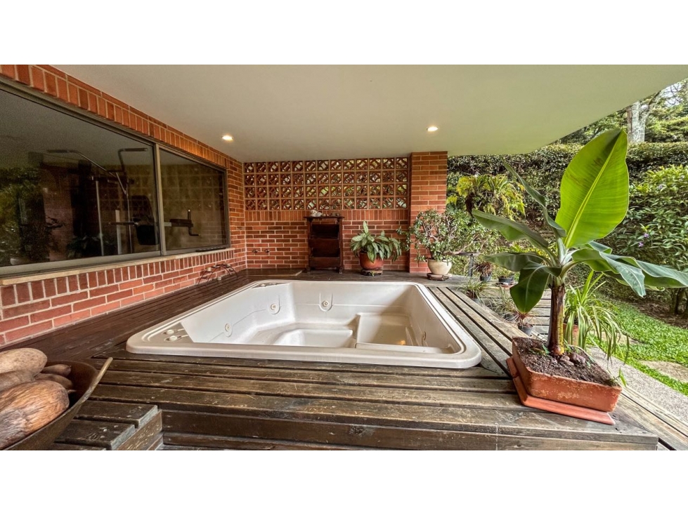 SE VENDE CASA EN LA SUPERIOR/ EL POBLADO/ MEDELLIN — foto 3