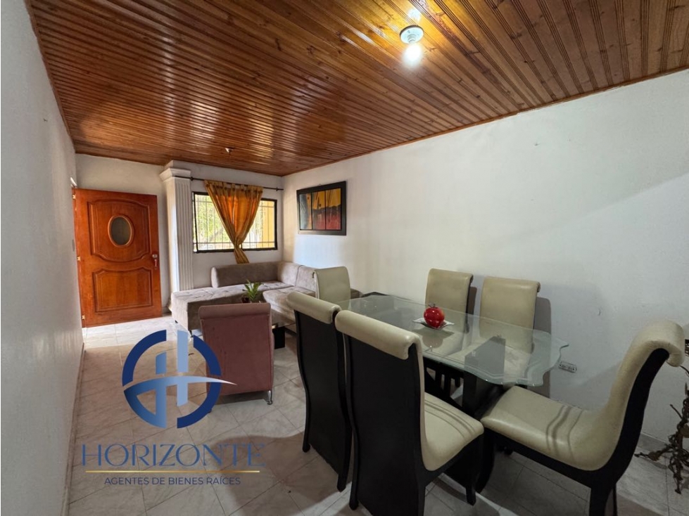 SE VENDE CASA EN LA URBANIZACIÓN EL CISNE VÍA PRINCIPAL — foto 5