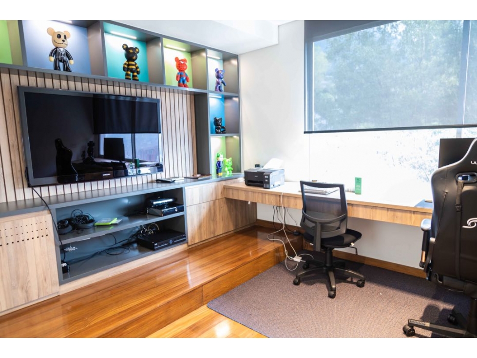 Se vende casa en las palmas el poblado Medellín — foto 4