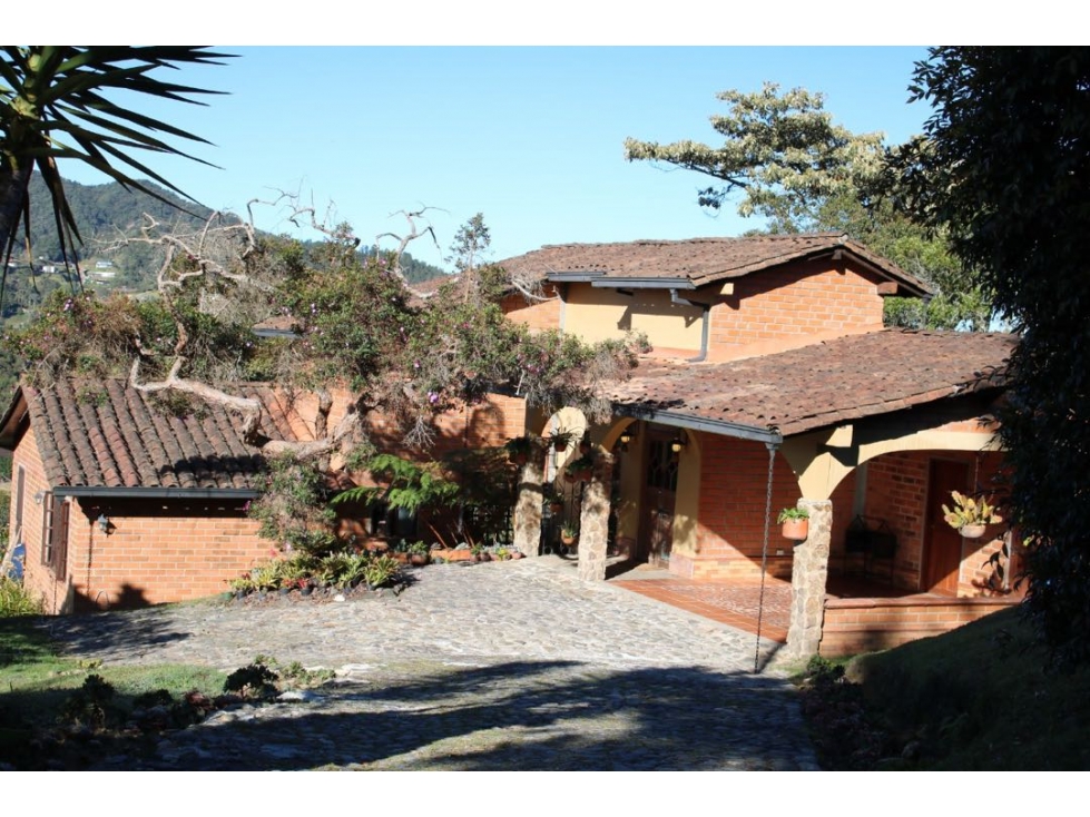 Se vende casa en las palmas unidad cerrada — foto 2