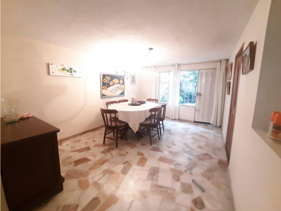 CASA EN VENTA PARA REMODELAR, BARRIO LAS VILLAS (Vivienda/Comercial) — foto 5