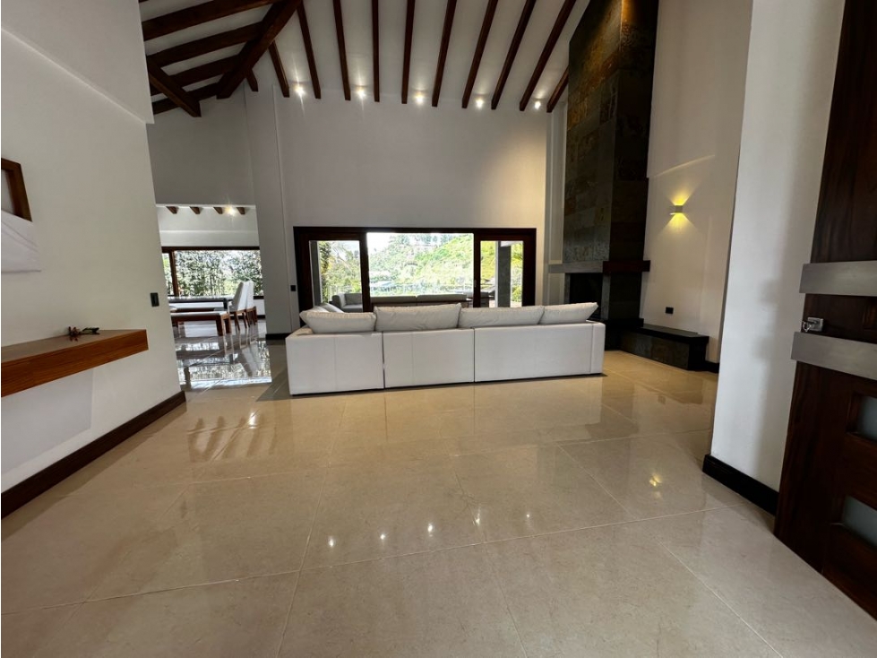 Se vende casa en cerca al aeropuerto Antioquía — foto 4