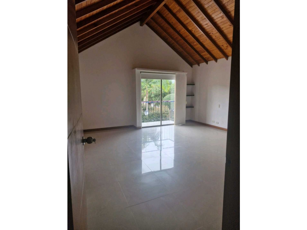 Se vende casa en llanogrande sector gualanday — foto 2